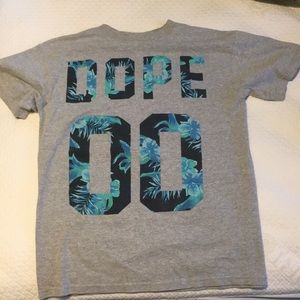 Super cute “DOPE 00” tee with flower print SIZE M